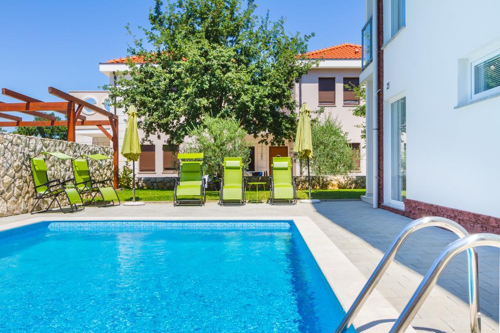 Villa Apartments Futura Vantacici Ngoại thất bức ảnh
