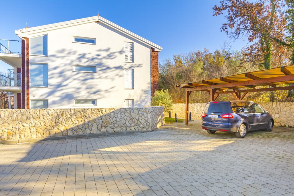 Villa Apartments Futura Vantacici Ngoại thất bức ảnh