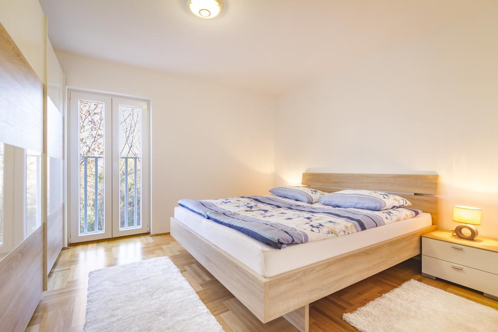 Villa Apartments Futura Vantacici Ngoại thất bức ảnh