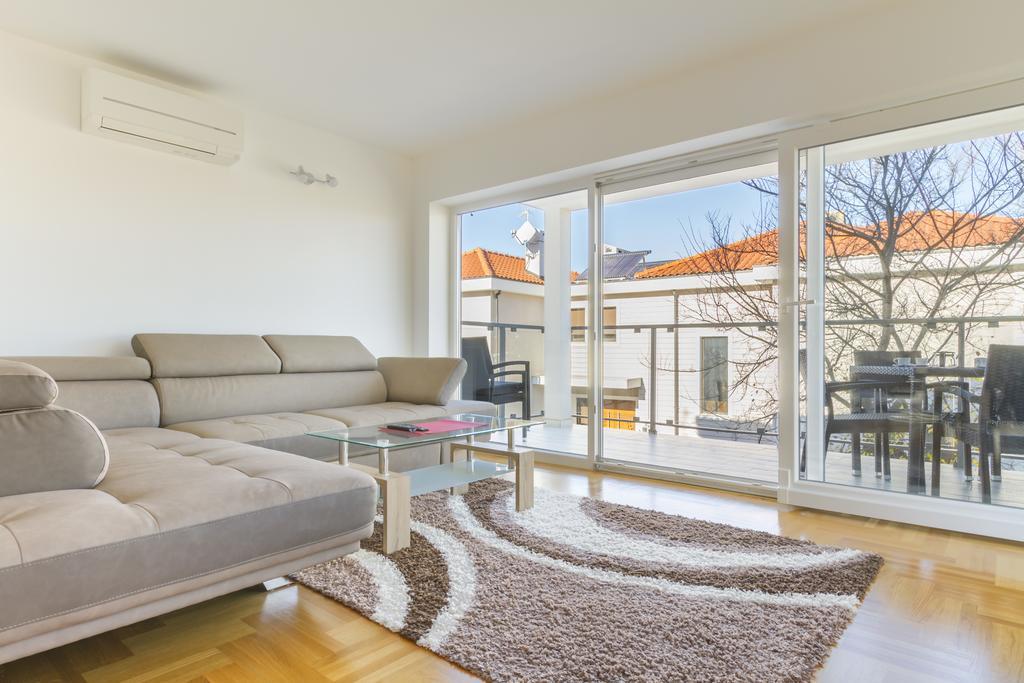 Villa Apartments Futura Vantacici Ngoại thất bức ảnh