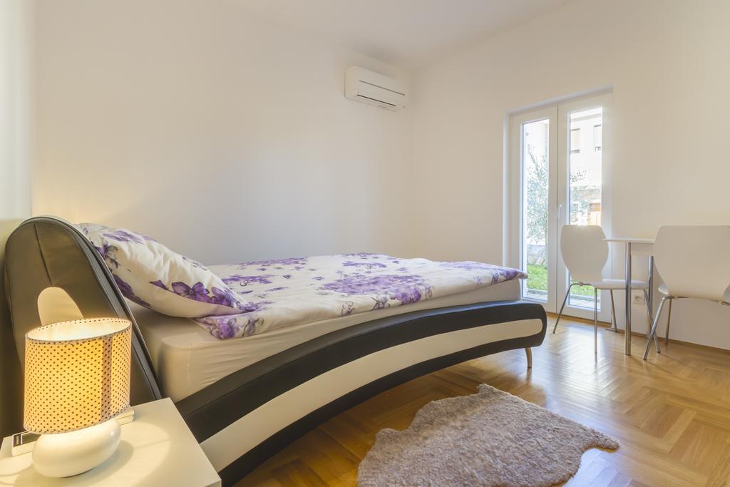 Villa Apartments Futura Vantacici Ngoại thất bức ảnh